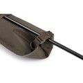 ccc062_fox_welded_carpmaster_standard_stink_bag_closed_with_landing_net_pole_1.jpg