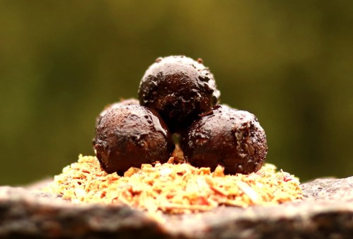 hook in sauce rak 1200.jpg